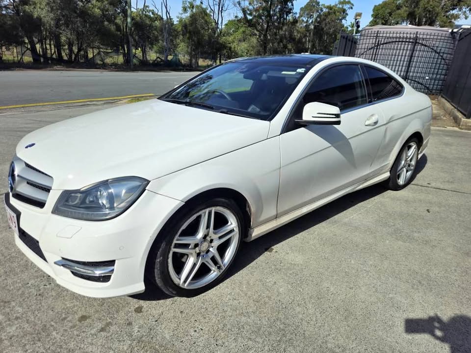 2013 Mercedes-Benz c180 w204 automatic coupe 1.jpg